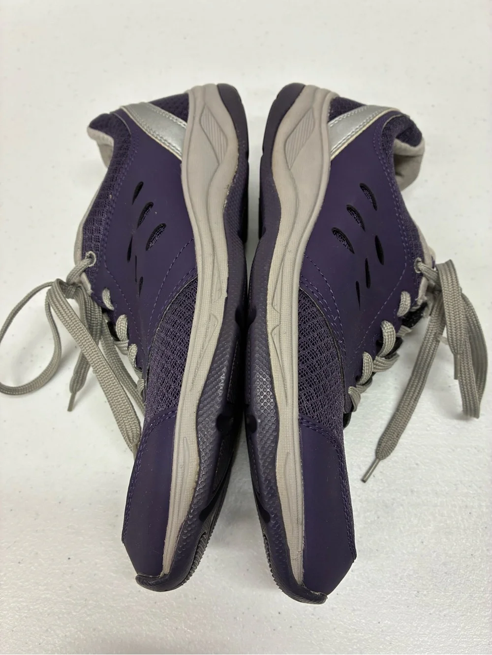 Vionic womens 8 Venture running shoes walking purple gray orthopedic